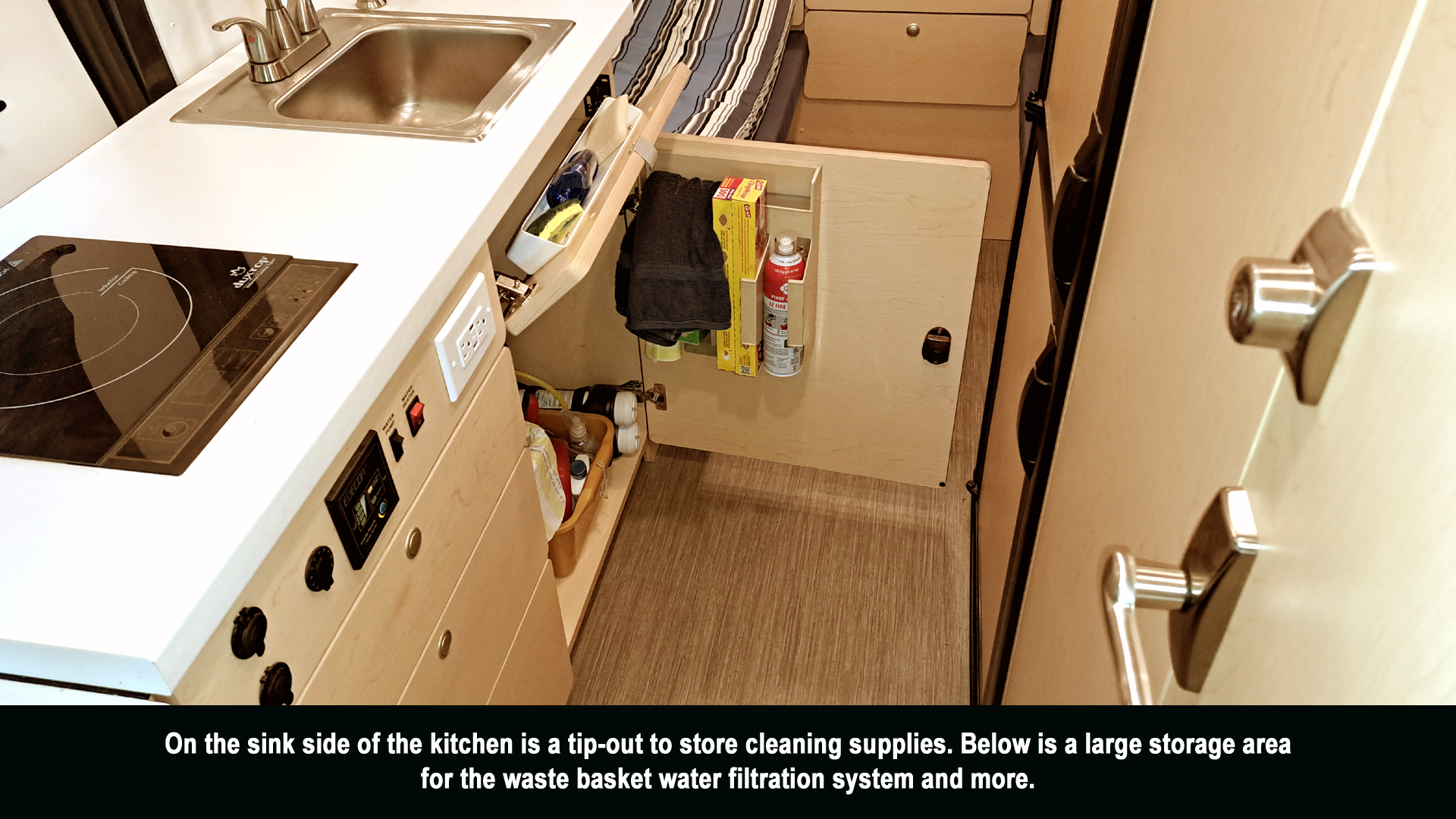 12-kitchen tip-out